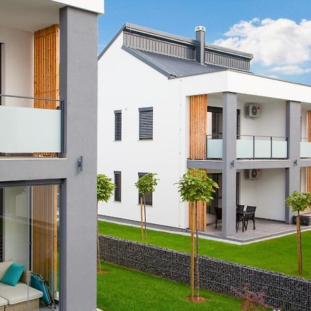 Apartma Mariposa Banovci Exteriör bild